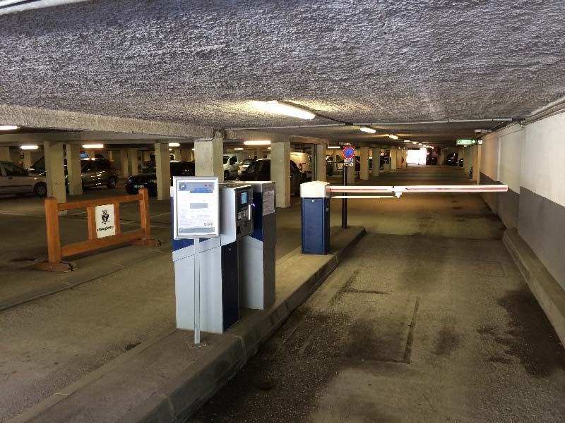 Garage sous-terrain public
