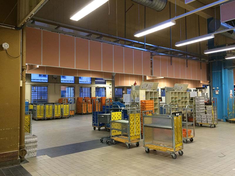 Entrepôt logistique